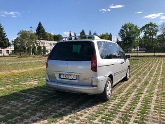 Peugeot 807 2.0 HDi (100 kW) Family, 7 miest, manuál, diesel - 5