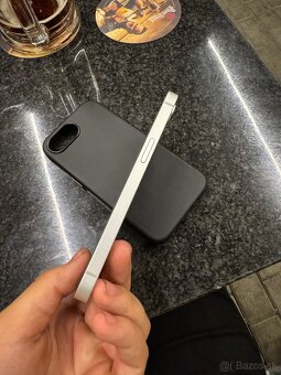 iPhone 16e SIM lock - 5