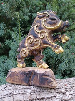 Gullinbursti - soška - Viking woden statue - 5