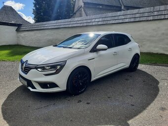 Renault Megane IV 1.2 TCe - 5