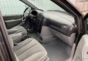 náhradné diely na: Chrysler Voyager 2.8 Crd, 2.5 Crd automat - 5