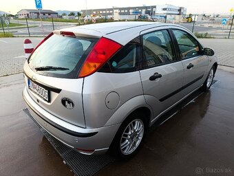 Ford Focus 1.6 benzín 74kw 2004 Nová STK a EK 110000km - 5