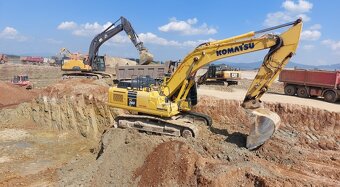 Hľadám prácu ako strojnik bagrista 3D,buldozer,valec,vodic - 5
