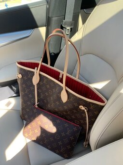 Louis Vuitton Neverfull kabelka - 5