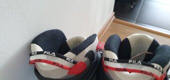FILA kolieskové korčule 41 + chrániče - 5