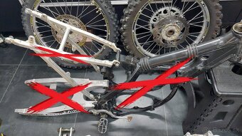 SUZUKI RM 125 K3 Náhradné Díly - 5