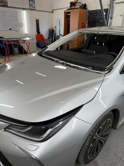 Profesionálna oprava a výmena autoskiel Bratislava - 5