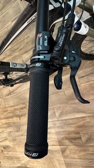 Predam karbonovy bicykel scott scale 30 velkost L - 5