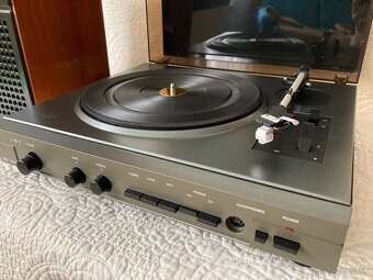 ZREPASOVANÝ gramofón TESLA NZC 300 - 5