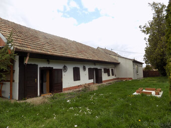 Pozemok 1715m2 v centre obce Tvrdošovce so starším domom vh - 5