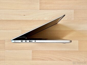 MacBook Pro 13", NOVÁ BATERKA, TOP STAV - 5