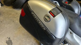 Honda CBR 1100XX - 5