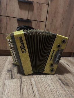 Heligonka Hlaváček - 5