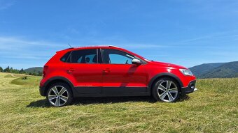 Volkswagen Polo 1.6 TDI 90k CROSS 7 - DSG - 5