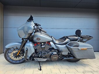 HARLEY DAVIDSON STREET GLIDE CVO 117 - 5