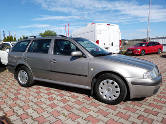 Škoda Octavia Combi 1.6i TOUR - 5