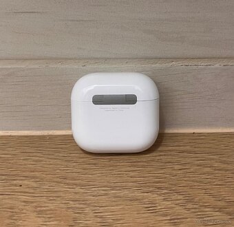 Airpods 4 - 5