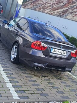 Bmw E90 318D - 5
