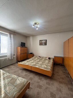 2 izbovy byt na predaj v centre mesta NR - 5