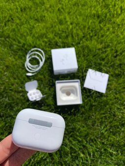 Apple Air Pods Pro 2. 1️⃣:1️⃣ - 5