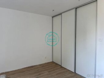 Predám 3 izbový byt po kompletnej rekonštrukcii JUH - 5