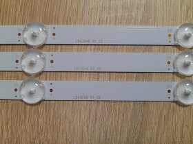 Predám náhradné diely na TV PHILIPS 43PFS5803/12 - 5