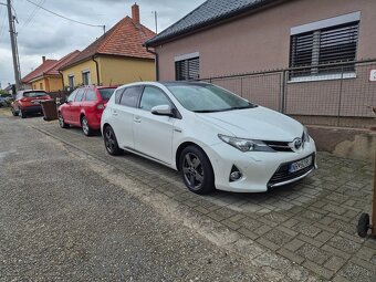 Auris 2013 1.8hybrid - 5