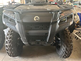 CAN AM outlander 700 - 5