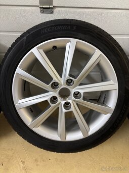 Predám 5x112 r17 škoda - 5