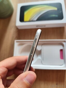 Iphone se 2020 - 5