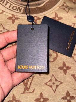 Louis Vuitton - 5