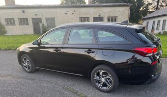 Hyundai i30 kombi 1.6crdi 85KW M6 RV2021 - 5