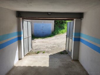 Garáž pri ulici Krakovskej na Železníkoch - 5