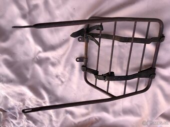 Jawa pérák - nosič - 5