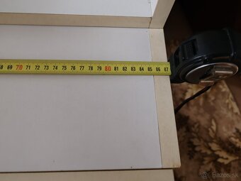 Toaletný stolík 10€ - 5