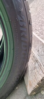 Letne pneumatiky Bridgestone 275/40R19 - 5