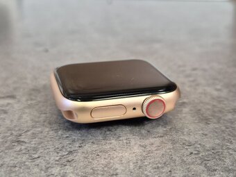 Apple Watch 5 40mm Gold Aluminium Pink Sand - TOP stav - 5
