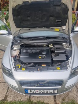 Volvo S40 2.0D 100kw - 5