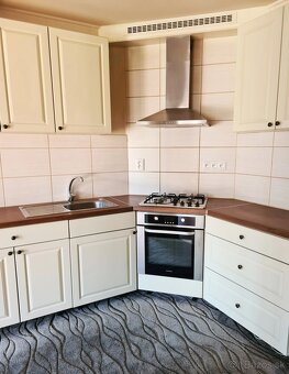 Krásny slnečný rodinný dom Rovinka 165m2 - 5