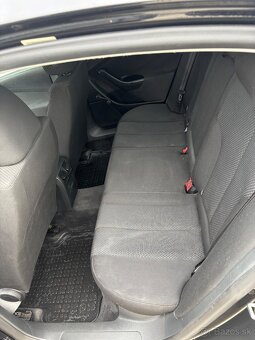 Volkswagen passat b6 1.6tdi - 5