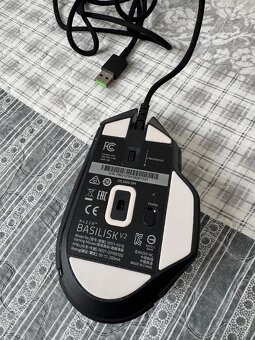 Herná myš Razer Basilisk v2 - 5