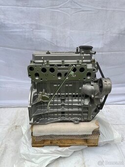 Závodní motor škoda - 5