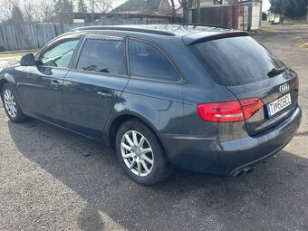 Predám Audi a4b8 2.0TDI - 5