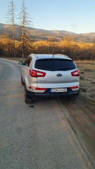 Kia sportage 1.7crdi rv2012 - 5