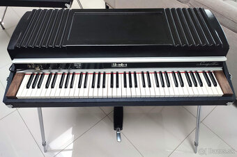 RHODES MARK II SeventyThree rok 1979 - 5