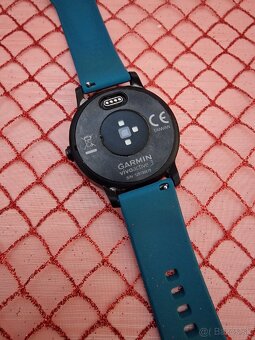 Hodinky Garmin Vivoactive 3. Nosené. - 5