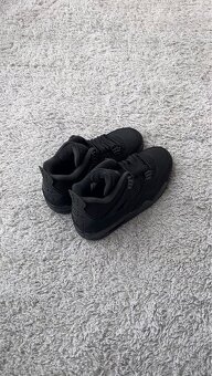 Jordan 4 Retro Black Cat (2025) - 5
