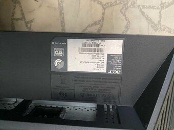 Predám monitor Acer V223HQ 21.5 palca len vga - 5