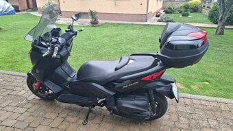 Predám skúter Yamaha xmax 400 - 5
