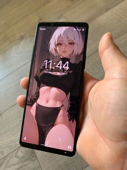 Sony Xperia I Mark II - 5